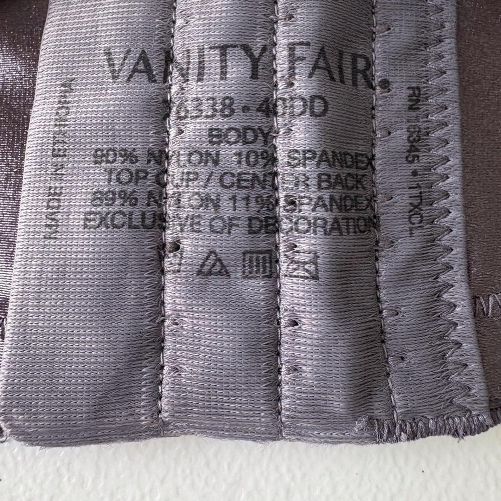 Vanity Fair Illumination Size Bra 40DD Violet Underwire Adjustable Straps NWT - Picture 7 of 9